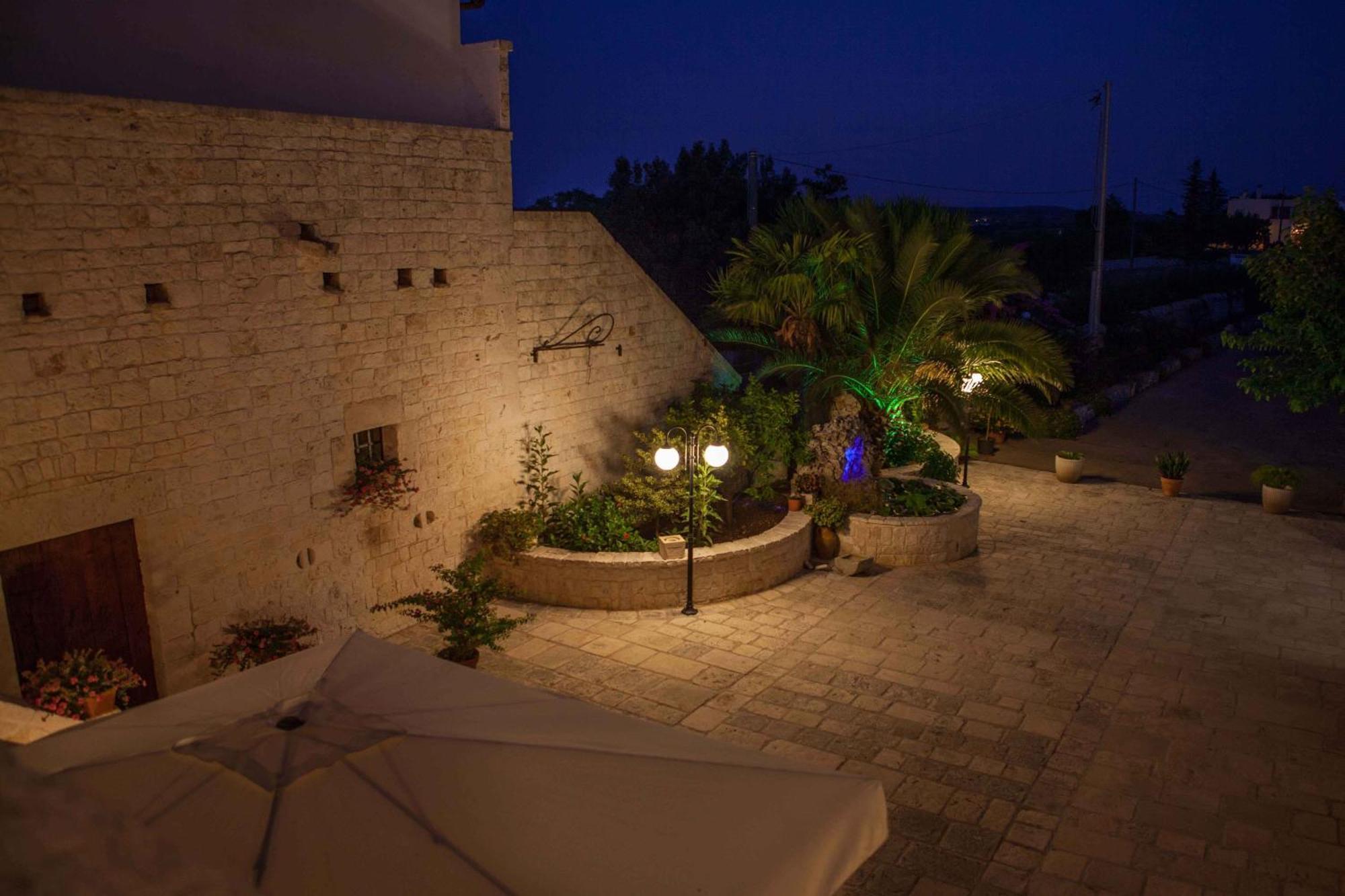 Agriturismo Masseria Casa Busciana 阿尔贝罗贝洛 外观 照片