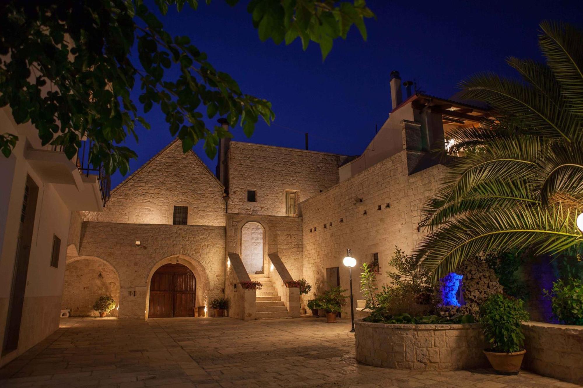 Agriturismo Masseria Casa Busciana 阿尔贝罗贝洛 外观 照片